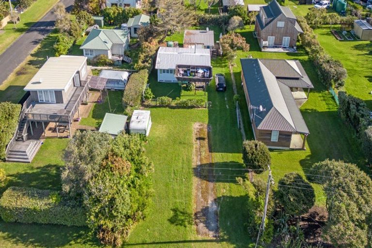 Photo of property in 30 Harsant Avenue, Hahei, Whitianga, 3591