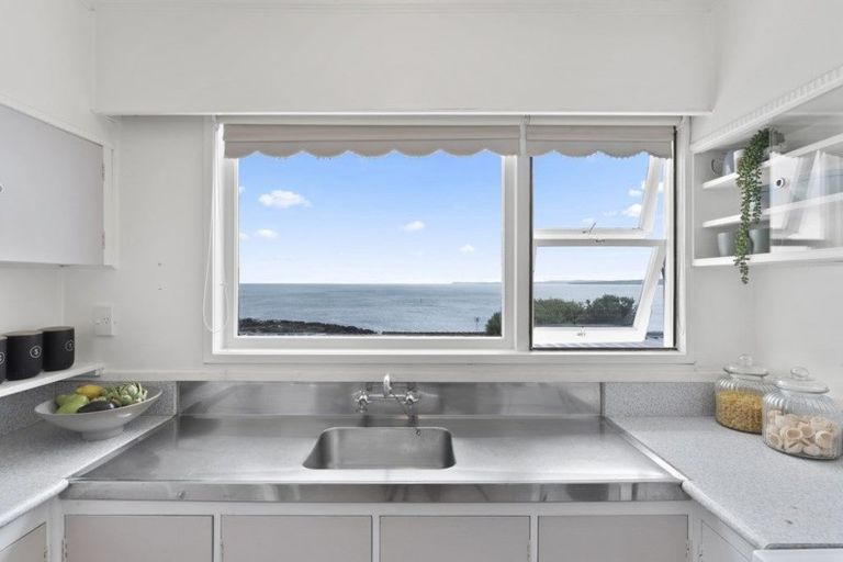 Photo of property in 35 Kitchener Road, Takapuna, Auckland, 0622