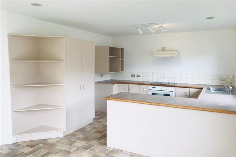 Photo of property in 99 Unsworth Drive, Unsworth Heights, Auckland, 0632