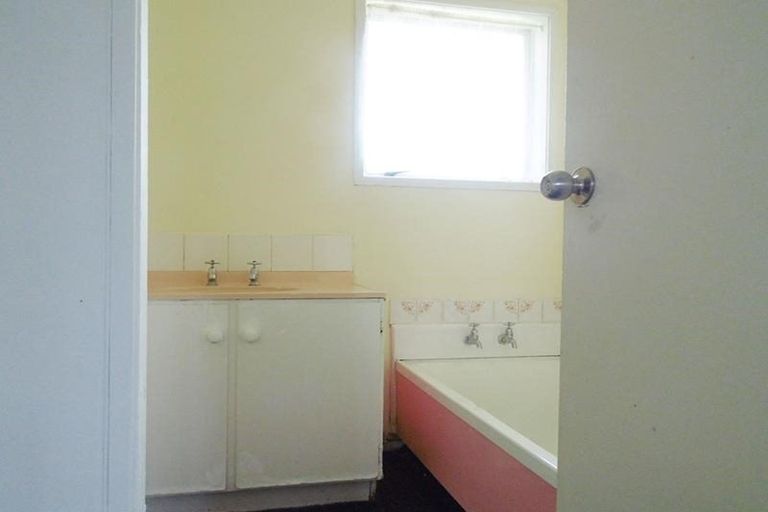 Photo of property in 11 Islay Place, Wiri, Auckland, 2104