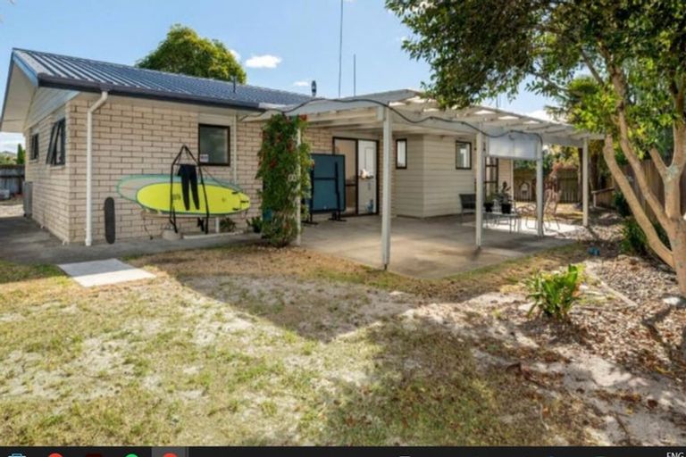 Photo of property in 8 Emerald Place, Papamoa Beach, Papamoa, 3118