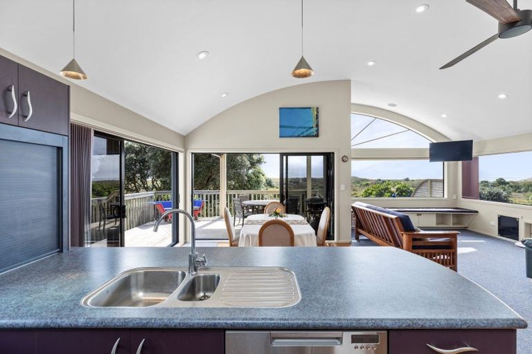Photo of property in 14b Wakanoi Place, Bowentown, Waihi Beach, 3177