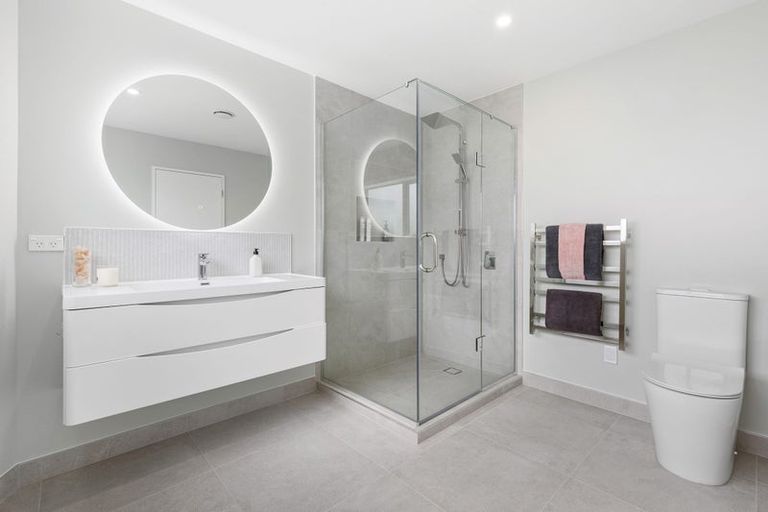 Photo of property in 5 Whale Cove, Stanmore Bay, Whangaparaoa, 0932