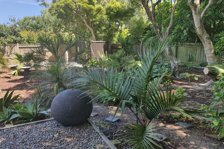 Photo of property in 2 Bressay Way, Waikanae, 5036