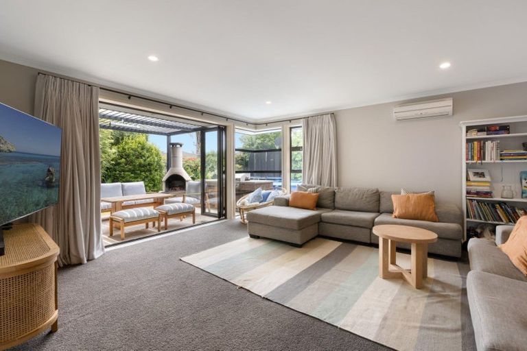 Photo of property in 142 Longview Drive, Papamoa Beach, Papamoa, 3118