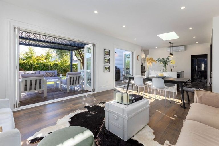 Photo of property in 121 Bristol Street, St Albans, Christchurch, 8014