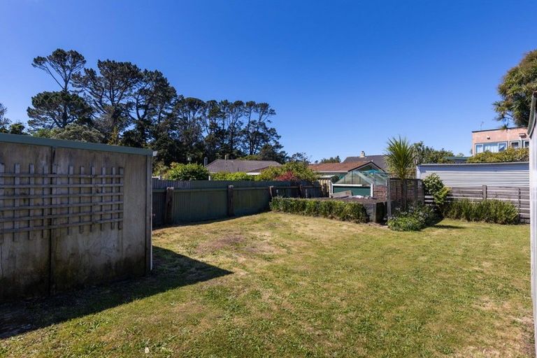 Photo of property in 29 Cornwall Street, Brooklands, New Plymouth, 4310