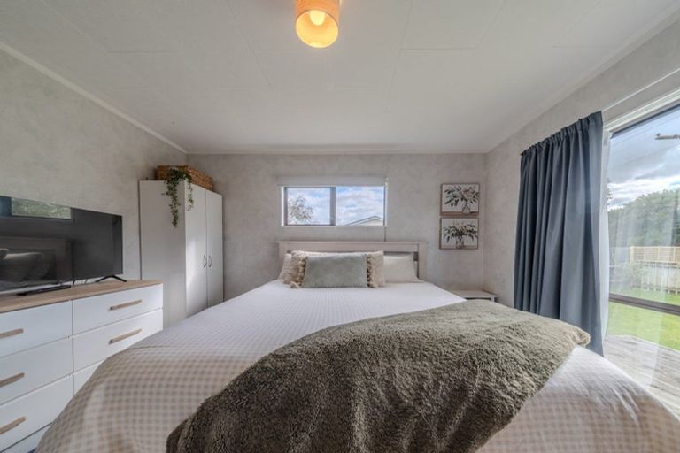 Photo of property in 129 Mclean Street, Woodville, 4920