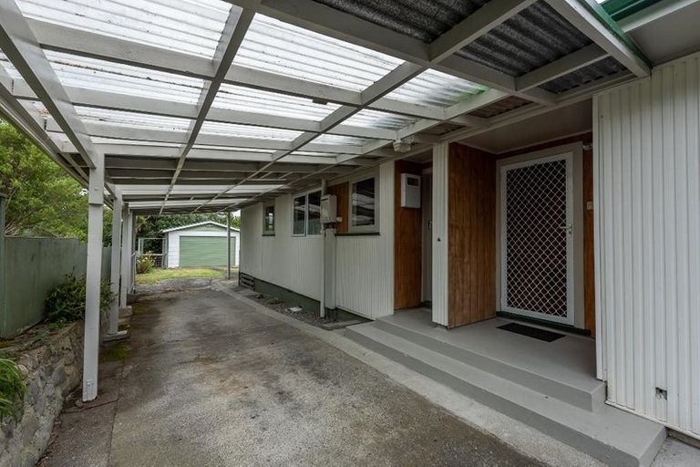 Photo of property in 5 Kaka Road, Raumati Beach, Paraparaumu, 5032