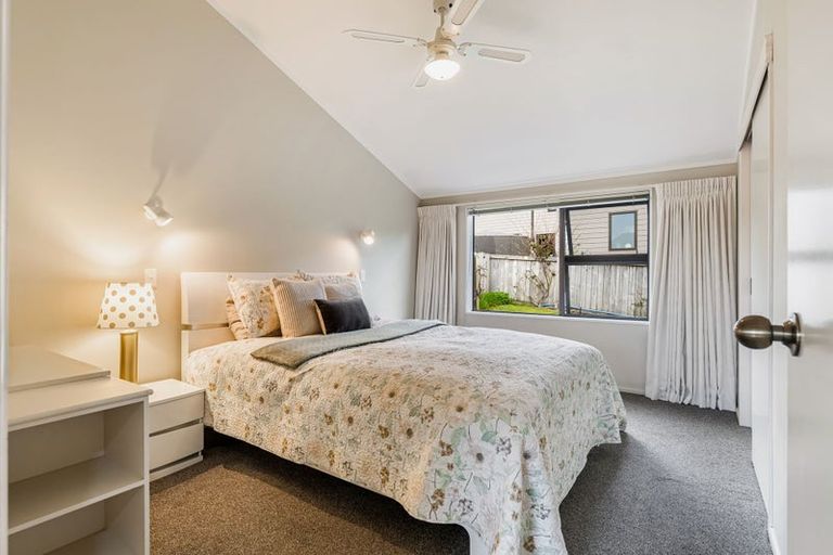 Photo of property in 146 Pacific Parade, Army Bay, Whangaparaoa, 0930