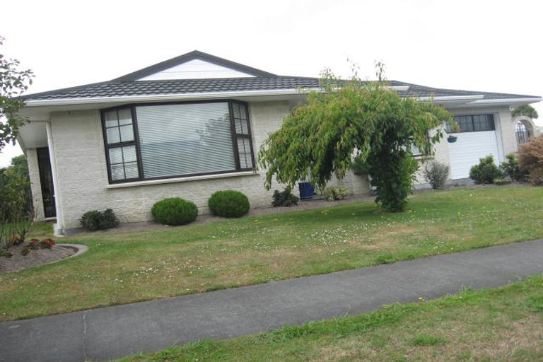Photo of property in 39 Cedar Crescent, Feilding, 4702