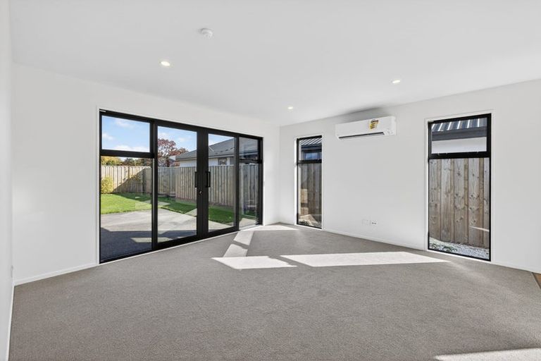 Photo of property in 4 Inch Crescent, Rangiora, 7400