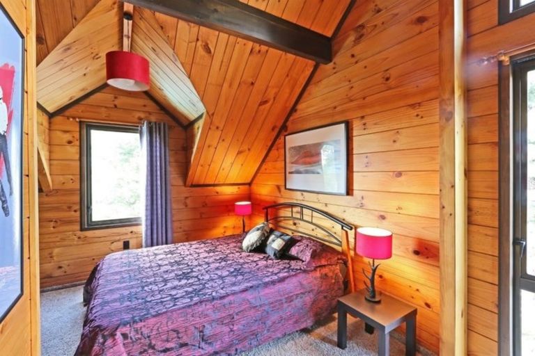 Photo of property in 15 Ritchie Place, Havelock North, 4130