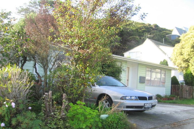 Photo of property in 11a Yarrow Place, Papakowhai, Porirua, 5024