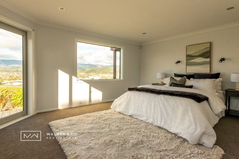 Photo of property in 25a Riverstone Drive, Riverstone Terraces, Upper Hutt, 5018
