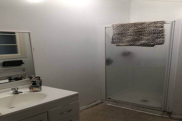 Photo of property in 12 Wilson Street, Newtown, Wellington, 6021