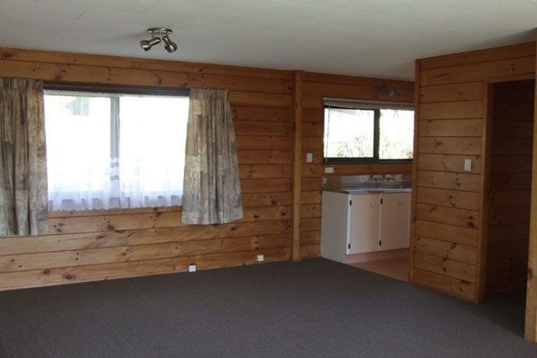 Photo of property in 14a Fenchurch Grove, Stokes Valley, Lower Hutt, 5019