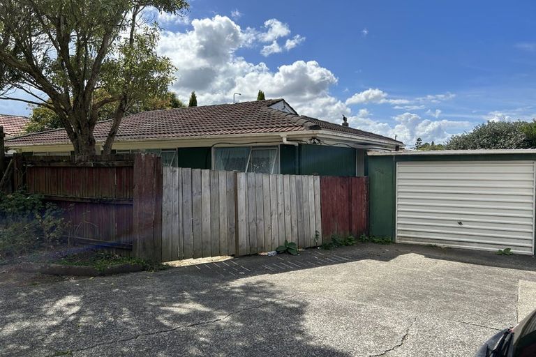 Photo of property in 1/59 Archibald Road, Kelston, Auckland, 0602