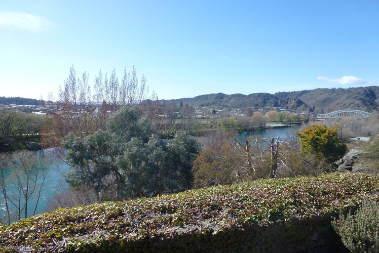 Photo of property in 45 Earnscleugh Road, Bridge Hill, Alexandra, 9320