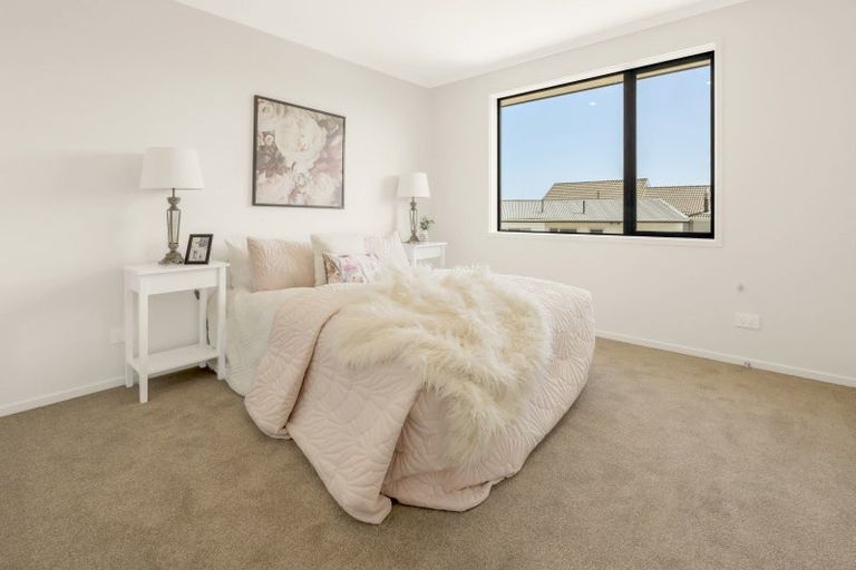 Photo of property in 66b Marendellas Drive, Bucklands Beach, Auckland, 2014