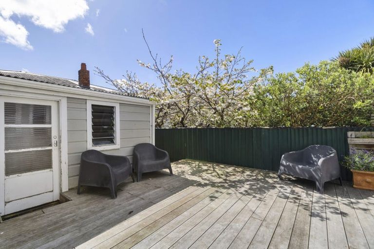 Photo of property in 34 Drummond Street, Mount Cook, Wellington, 6021