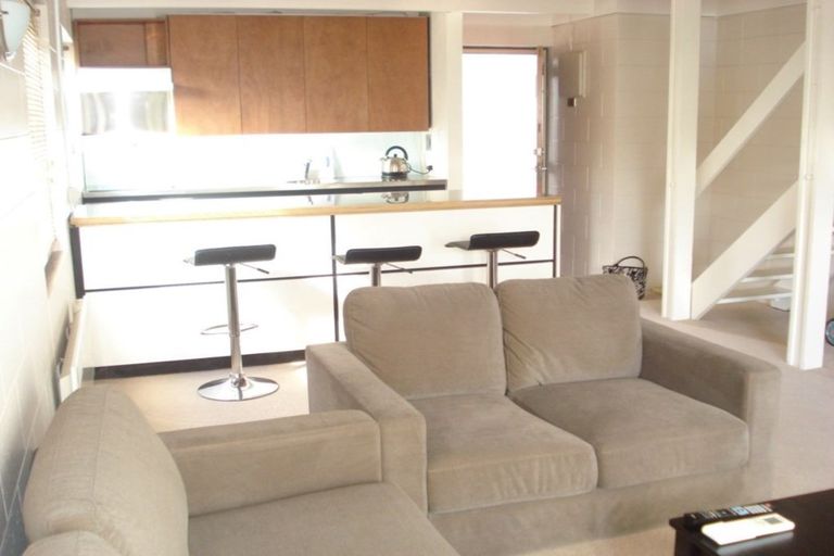 Photo of property in 3/100 Office Road, Merivale, Christchurch, 8014