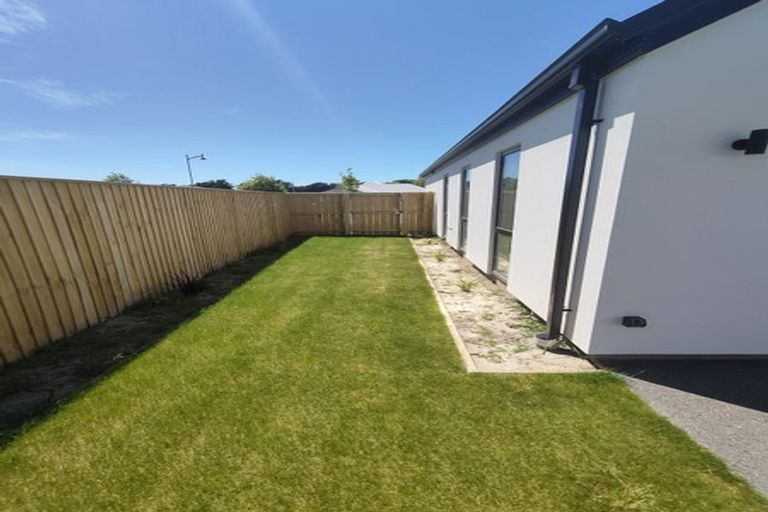 Photo of property in 21 Dray Place, Halswell, Christchurch, 8025