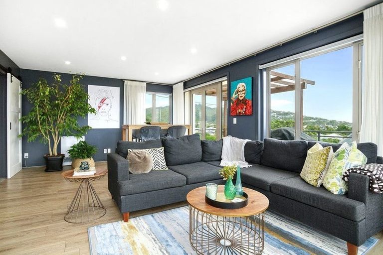 Photo of property in 96b Nicholson Road, Khandallah, Wellington, 6035