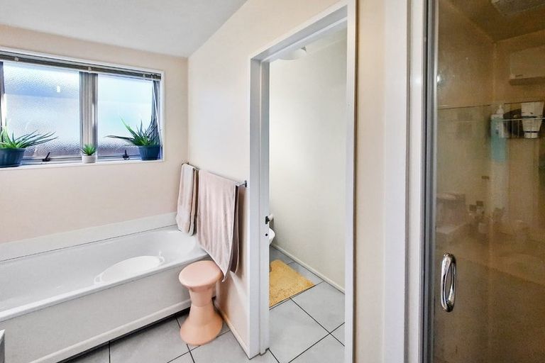 Photo of property in 3/23 Maxwell Street, Riccarton, Christchurch, 8041