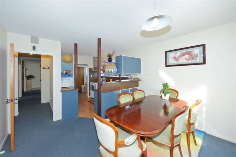 Photo of property in 70 Cutts Road, Russley, Christchurch, 8042