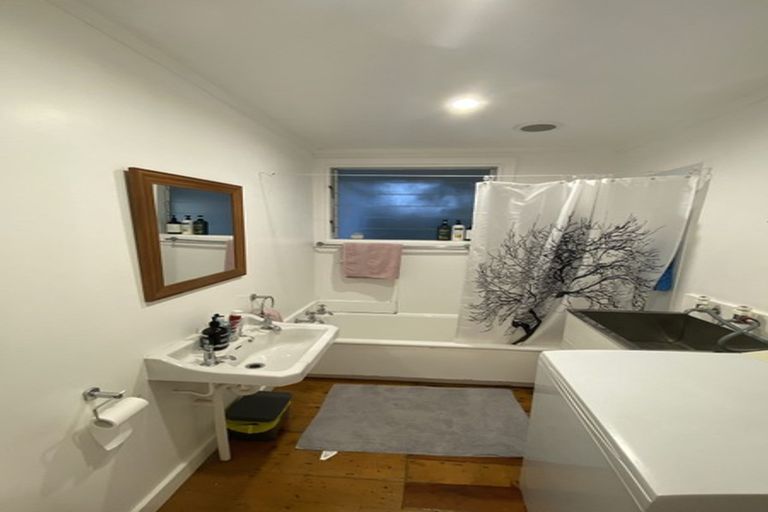 Photo of property in 1/4 George Street, Mount Eden, Auckland, 1024