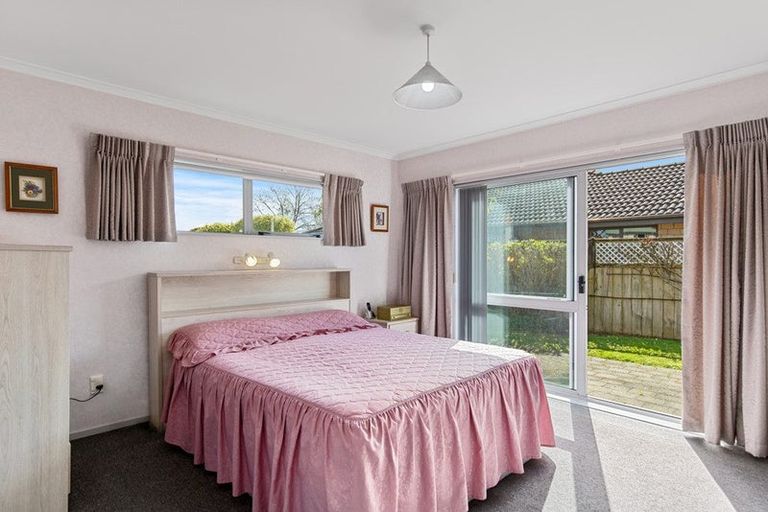 Photo of property in 240 Grandview Road, Western Heights, Hamilton, 3200