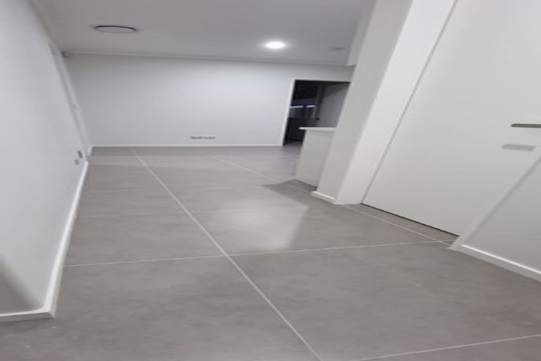 Photo of property in 44a Donegal Park Drive, Flat Bush, Auckland, 2019