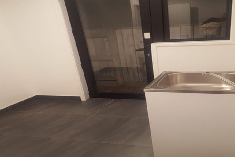 Photo of property in 42 Phillips Street, Sanson, 4817