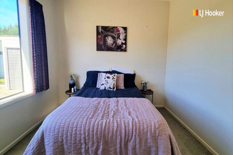 Photo of property in 1 Tiverton Street, Palmerston, 9430