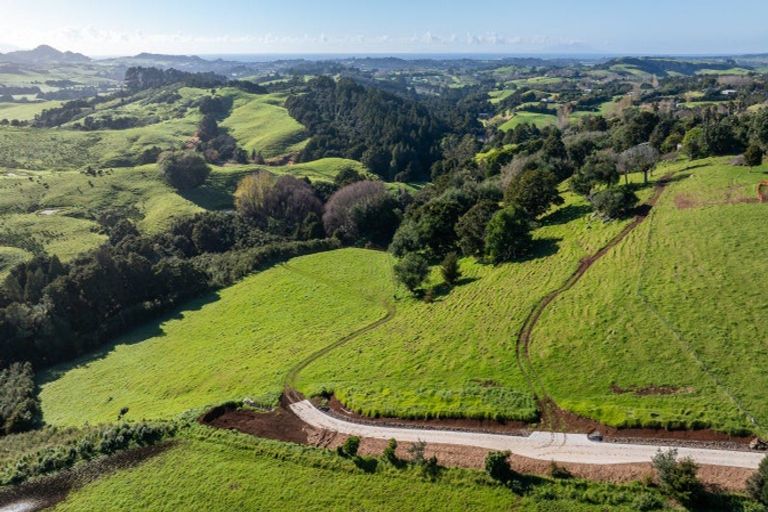 Photo of property in 404 Tara Road, Mangawhai, Kaiwaka, 0573