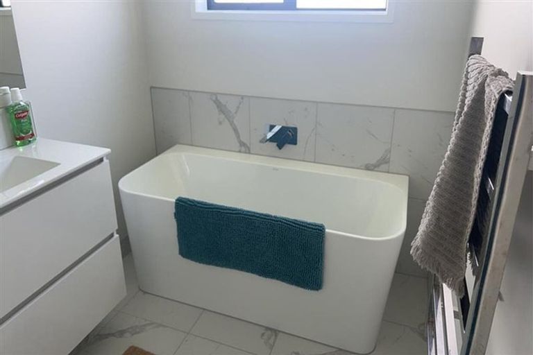 Photo of property in 67 Tainui Street, Levin, 5510