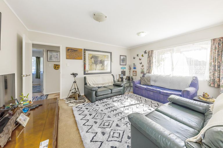 Photo of property in 2/553 Weymouth Road, Weymouth, Auckland, 2103