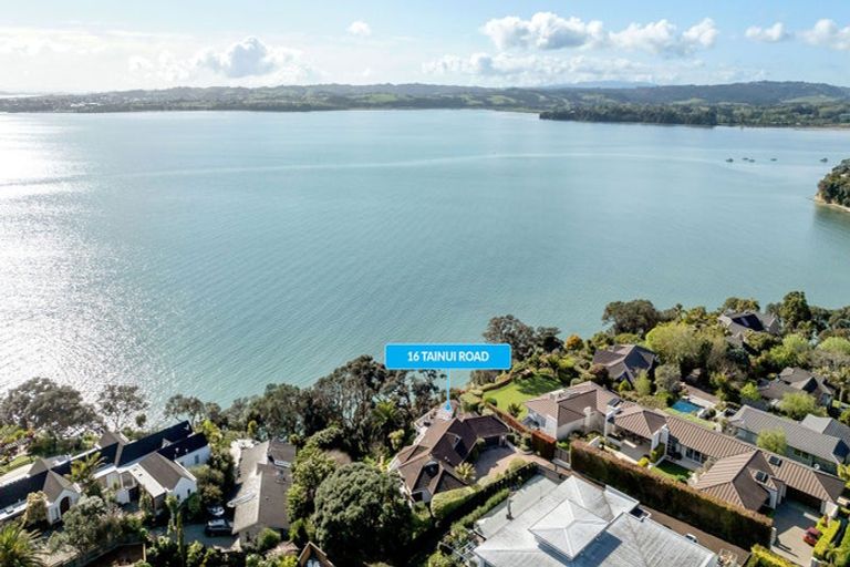 Photo of property in 16 Tainui Road, Cockle Bay, Auckland, 2014