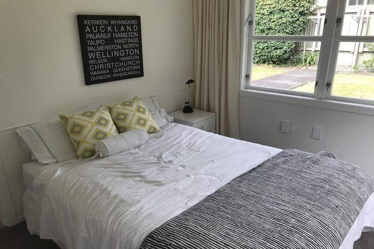 Photo of property in 1 Nikau Road, Waikanae, 5036