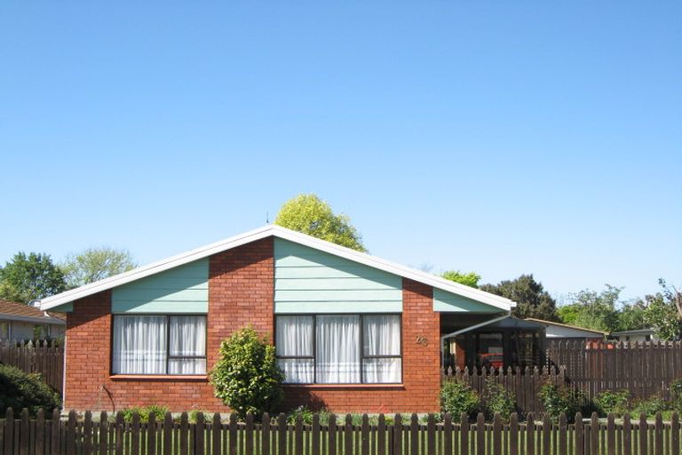 Photo of property in 23 Solomon Avenue, Redwood, Christchurch, 8051