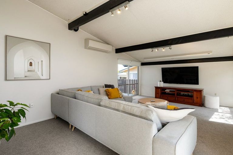 Photo of property in 77 Pohutukawa Drive, Pukete, Hamilton, 3200