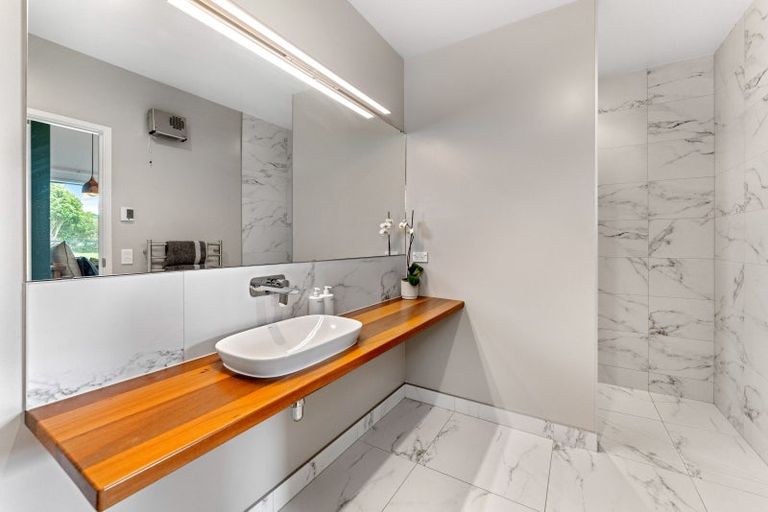 Photo of property in 19 Lacebark Drive, Kinloch, Taupo, 3377