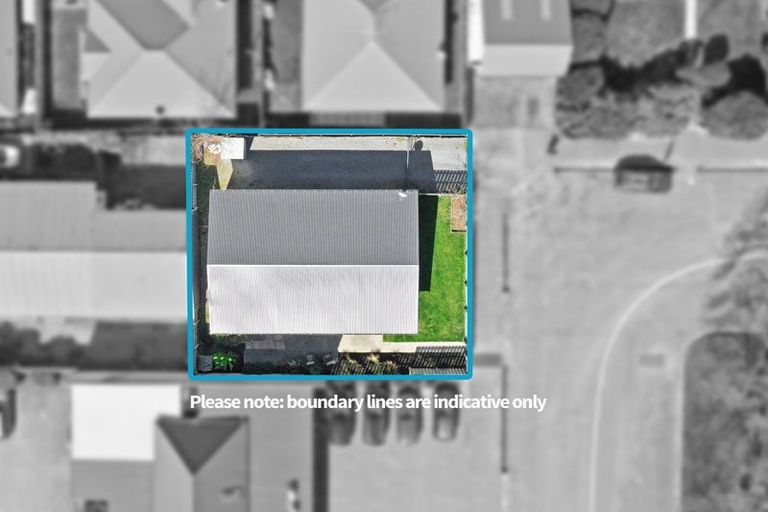 Photo of property in 17 Mona Square, Ashburton, 7700