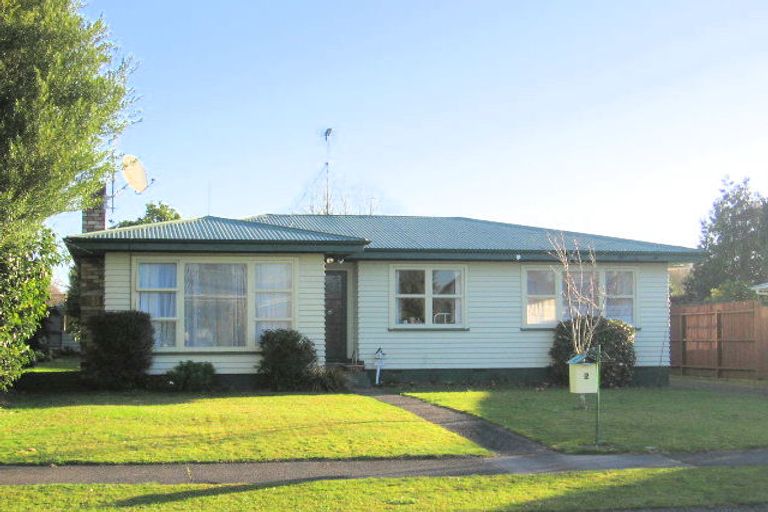 Photo of property in 5 Paulette Place, Queenwood, Hamilton, 3210