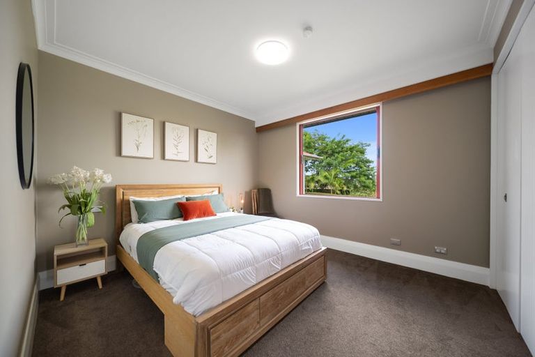 Photo of property in 15 Kaipara Road, Papakura, 2582