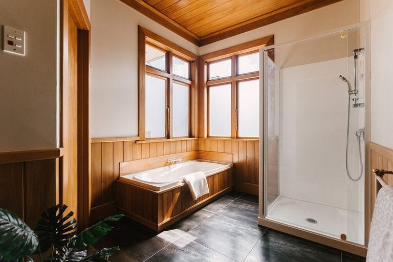 Photo of property in 23 Te Awe Awe Street, Hokowhitu, Palmerston North, 4410