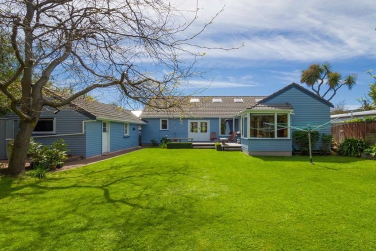 Photo of property in 6 Campbell Street, Sumner, Christchurch, 8081