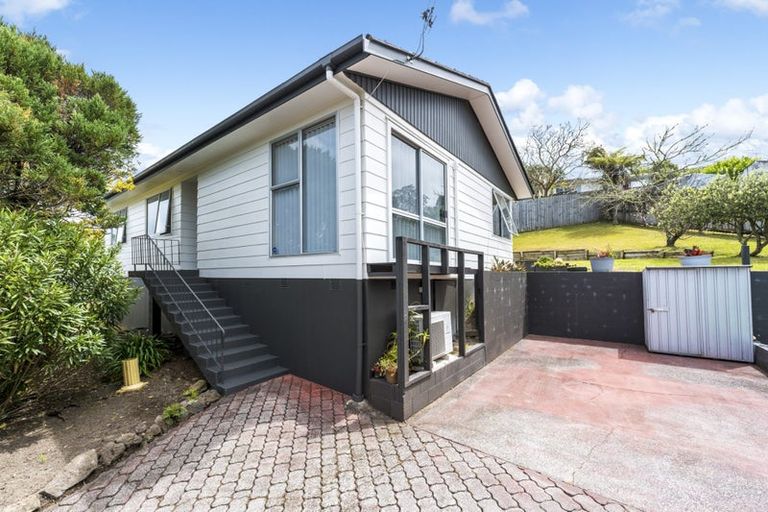 Photo of property in 44 Clyma Place, Massey, Auckland, 0614