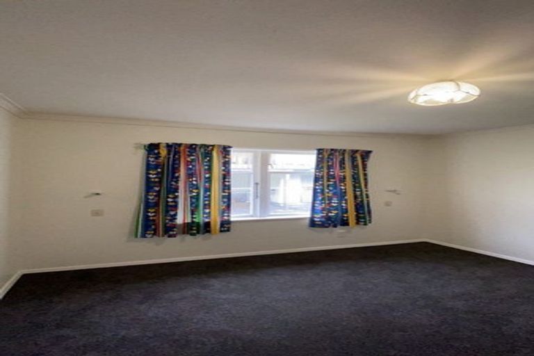 Photo of property in 310 Main Road, Tawa, Wellington, 5028